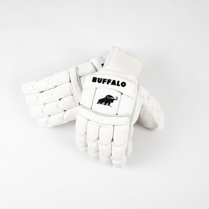 Buffalo batting gloves | Reserve